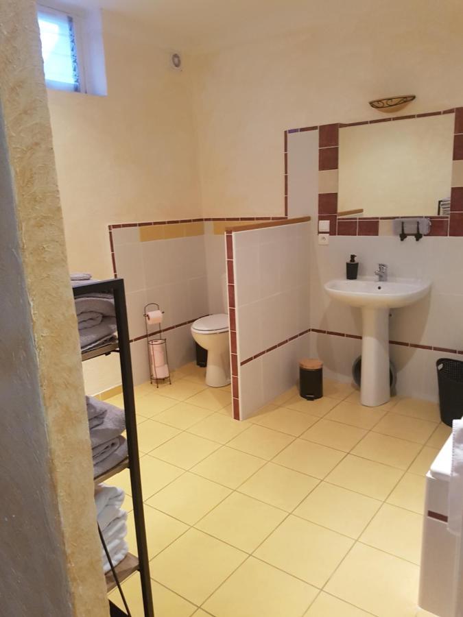 Les Belles Nuits Bed & Breakfast Le Bousquet-d'Orb ภายนอก รูปภาพ